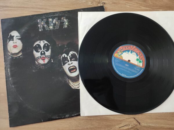 Kiss – Album Kiss - Image 4