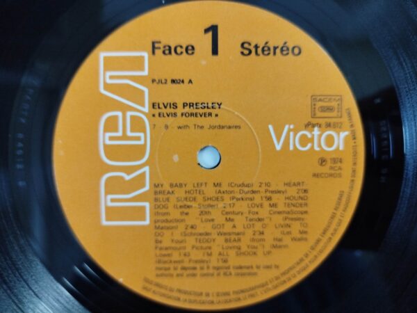 Elvis - Elvis Forever (32 Hits And The Story Of A King) - Image 5