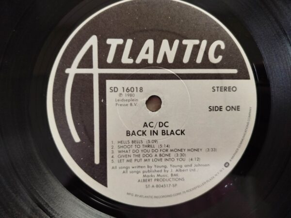 AC/DC - Back In Black (US, Original) - Image 5