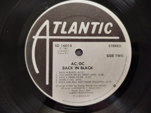 AC/DC - Back In Black (US, Original) - Image 6