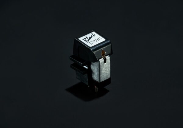 Sumiko Black Pearl (4.0 mV MM Phono Cartridge)