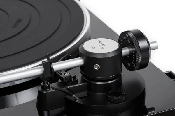 Thorens TD 204 (High Gloss Black) - Image 4