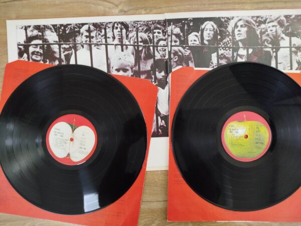 The Beatles – 1962-1966 (2LP) - Image 4