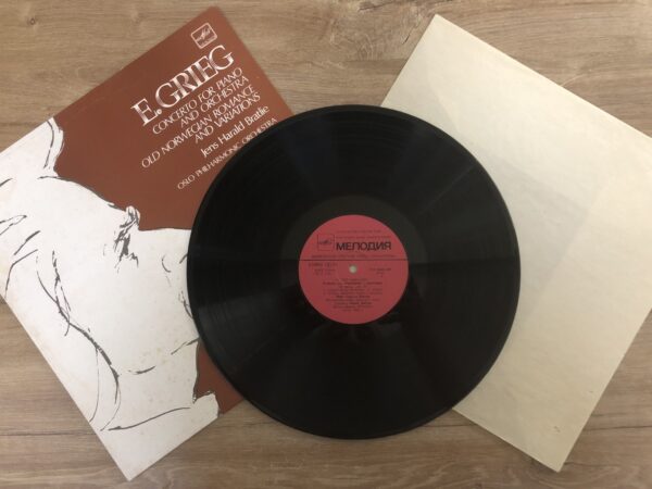 E. Grieg - Concerto For Piano And Orchestra. Old Norwegian Romance And Variations - Image 4